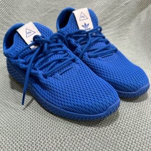 Adidas women’s 6.5